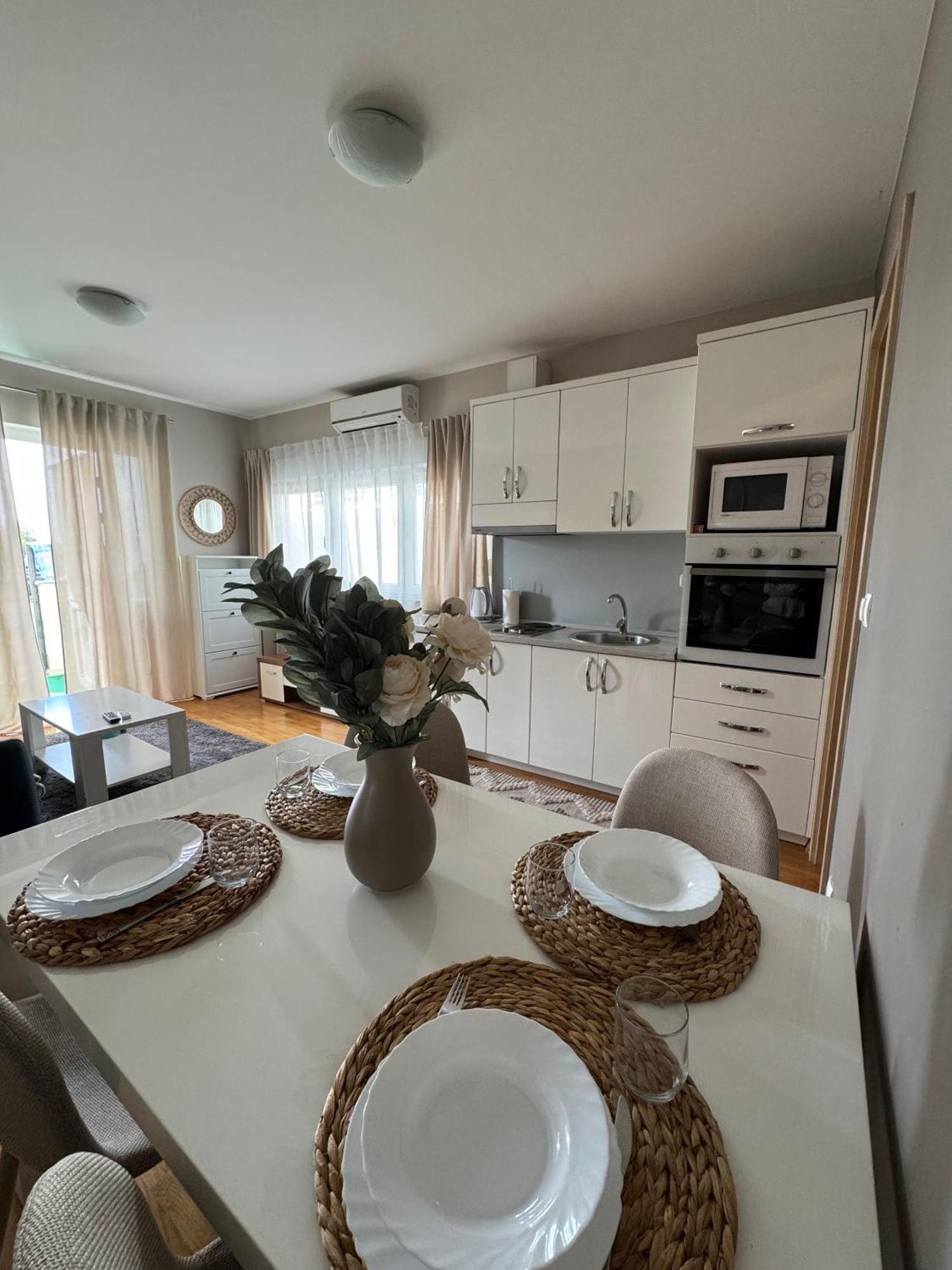 Apartment Tri Sunca Baska Voda